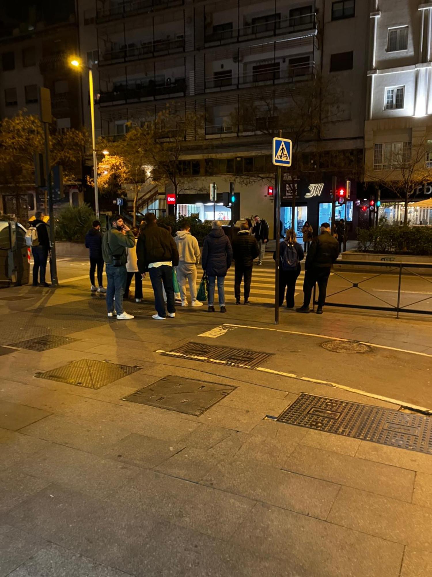 Apartamento En Camino De Ronda De Dos Habitaciones Y Salon Granada Exteriör bild