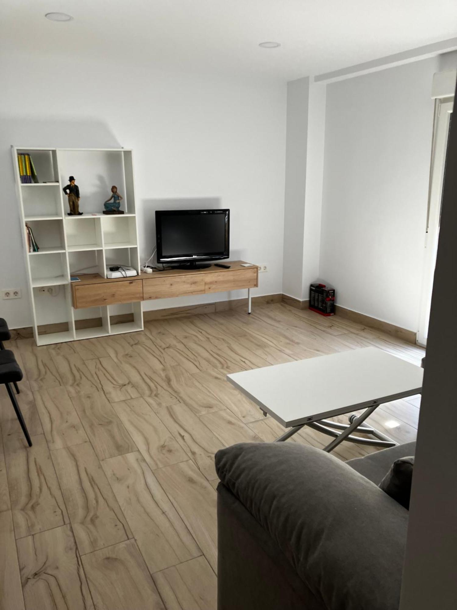 Apartamento En Camino De Ronda De Dos Habitaciones Y Salon Granada Exteriör bild
