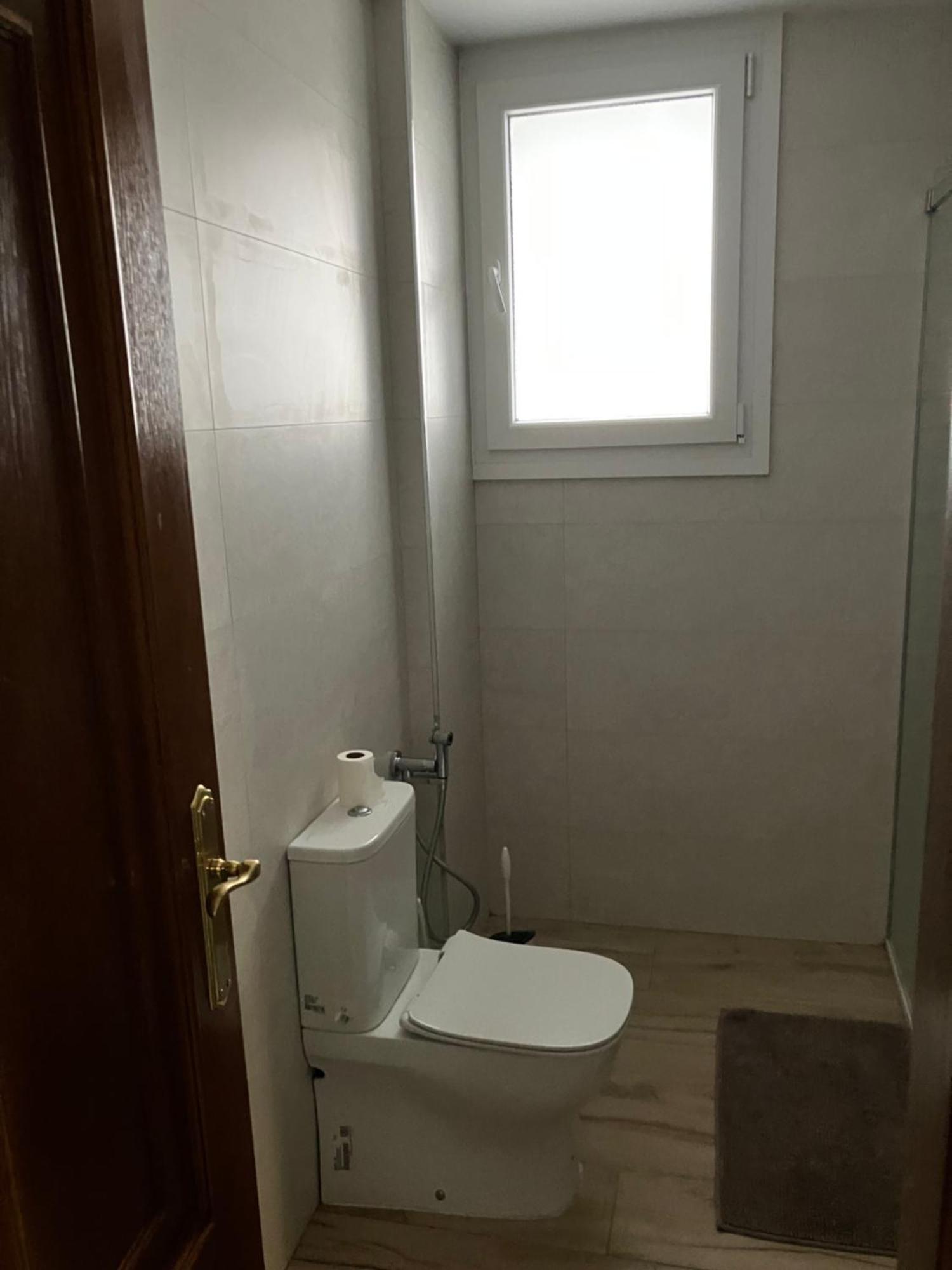 Apartamento En Camino De Ronda De Dos Habitaciones Y Salon Granada Exteriör bild